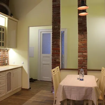 Apartment Novyj Svit Lviv Exterior photo